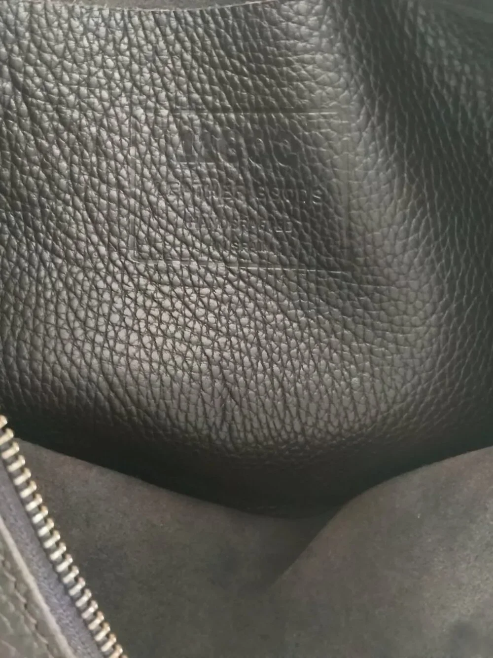 11600 Leather Crossbody Messenger Bag, crafted in Spain